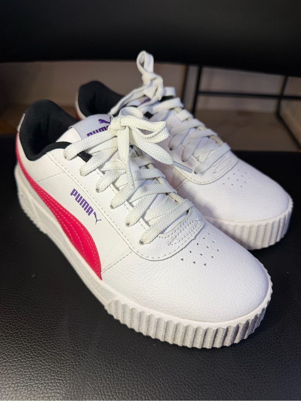 Puma Carina Leather Women's White Soft Foam Sneakers Size 6.5 Pink Purple